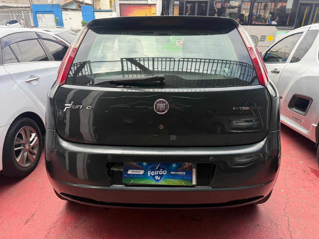 Fiat Punto Cinza