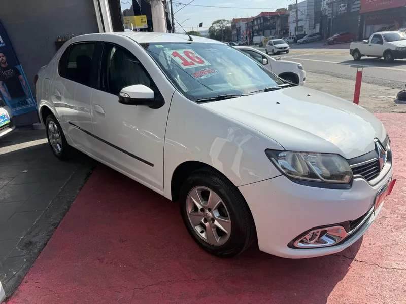 Renault Logan Branco