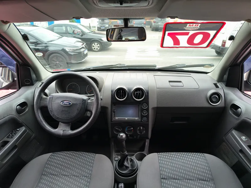 Ford EcoSport Prata