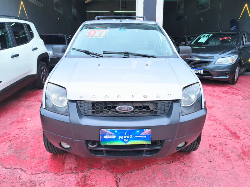 Ford EcoSport Prata