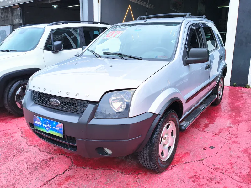Ford EcoSport Prata