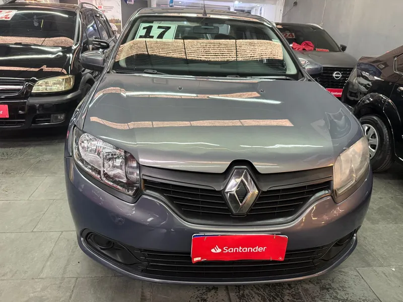 Renault Logan Cinza