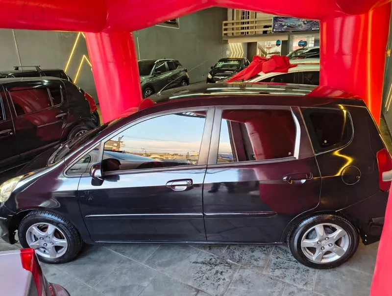 Honda Fit Preto