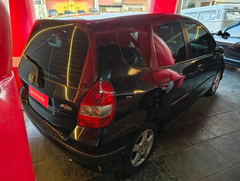 Honda Fit Preto
