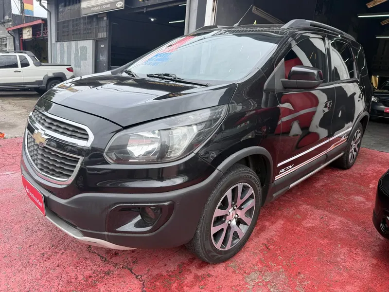 Chevrolet Spin Preto