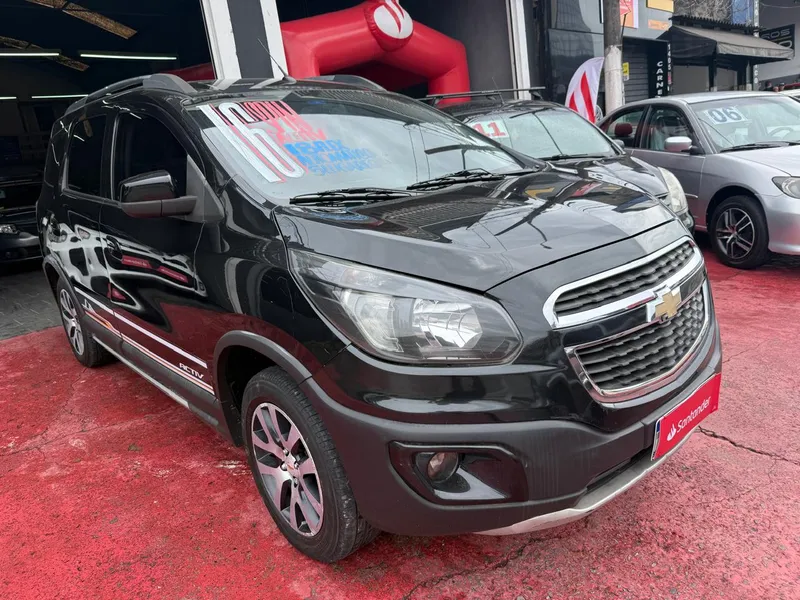 Chevrolet Spin Preto
