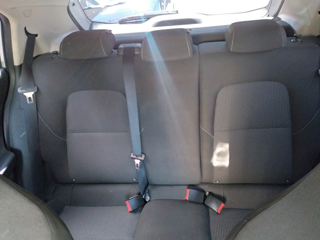 Chevrolet Onix Prata