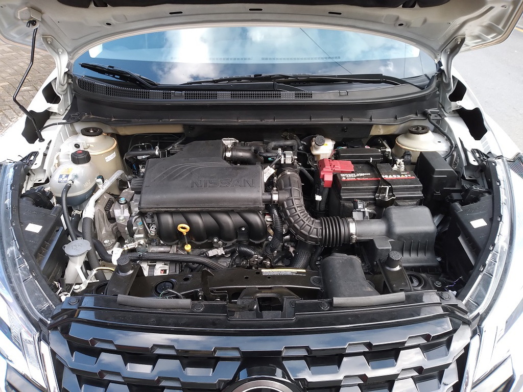 Nissan Kicks Branco