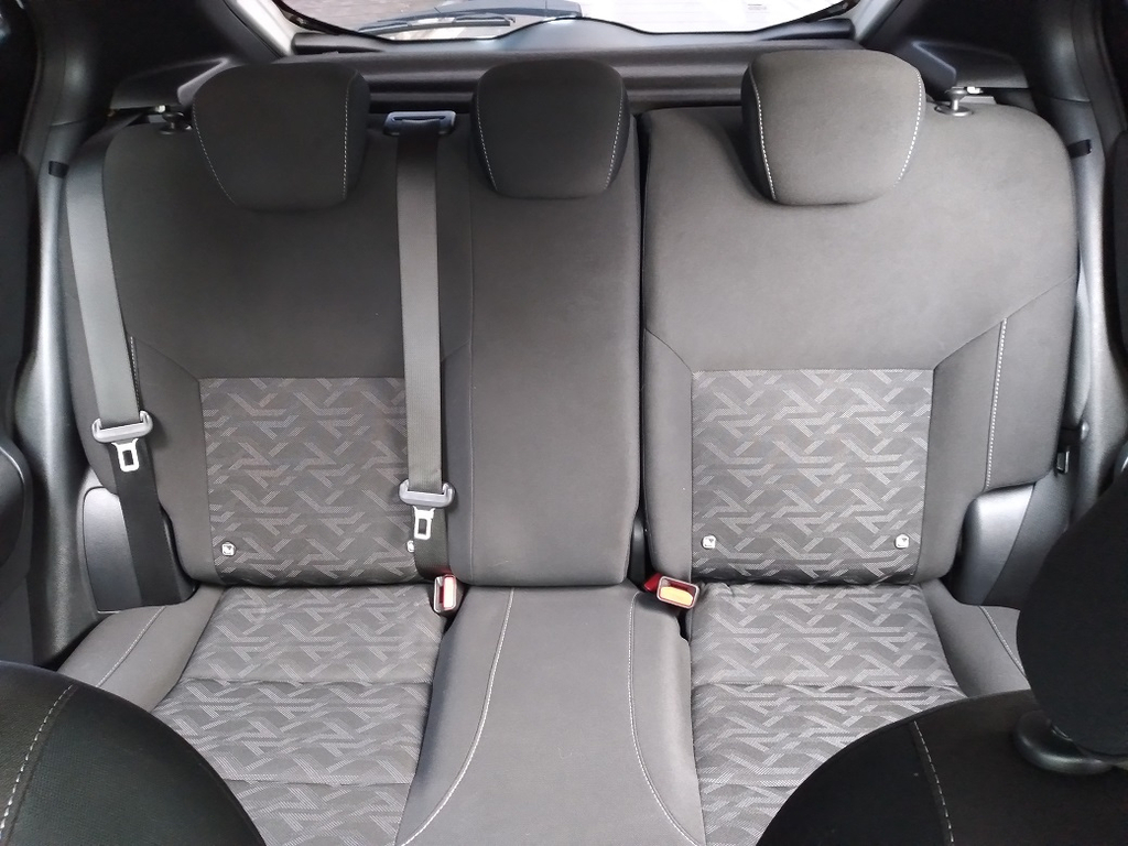 Nissan Kicks Branco