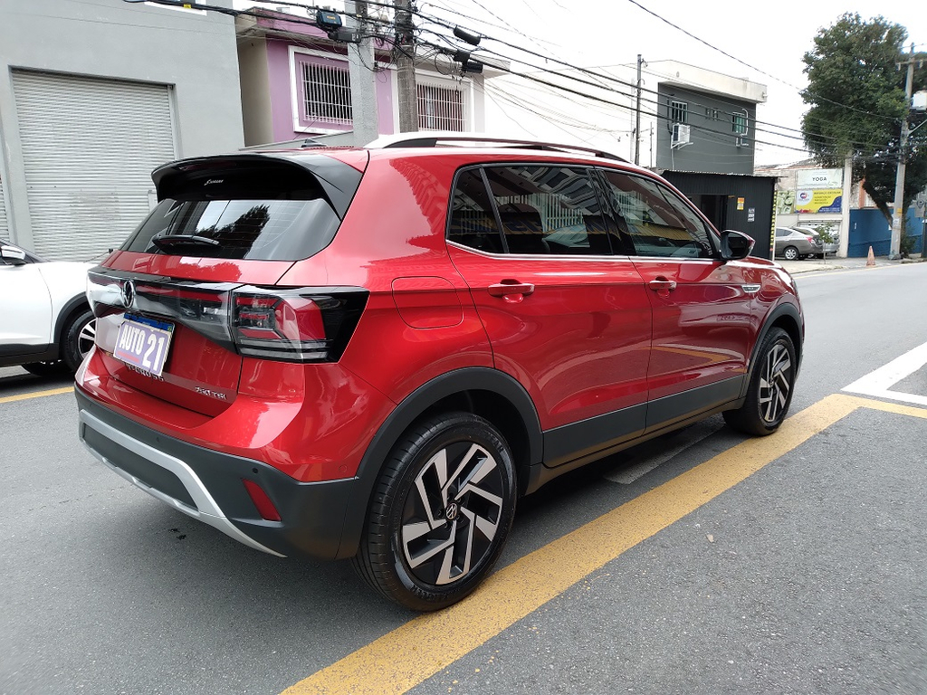 Volkswagen T-Cross Vermelho