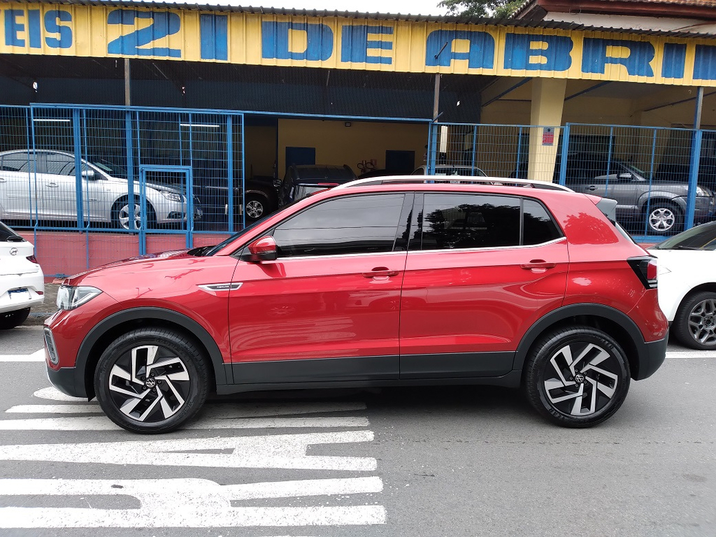 Volkswagen T-Cross Vermelho