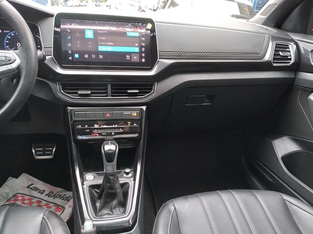 Volkswagen T-Cross Vermelho