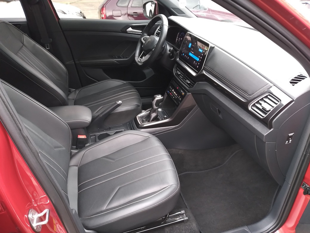 Volkswagen T-Cross Vermelho