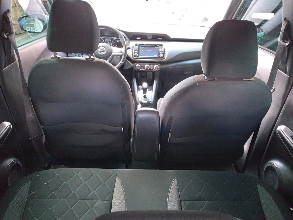 Nissan Kicks Branco