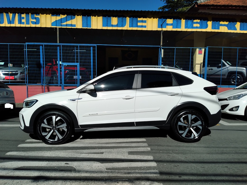 Volkswagen Nivus Branco