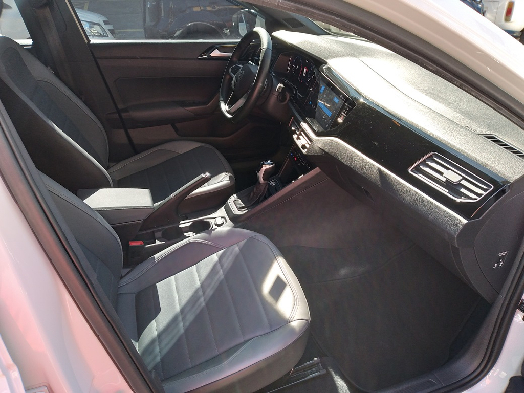 Volkswagen Nivus Branco