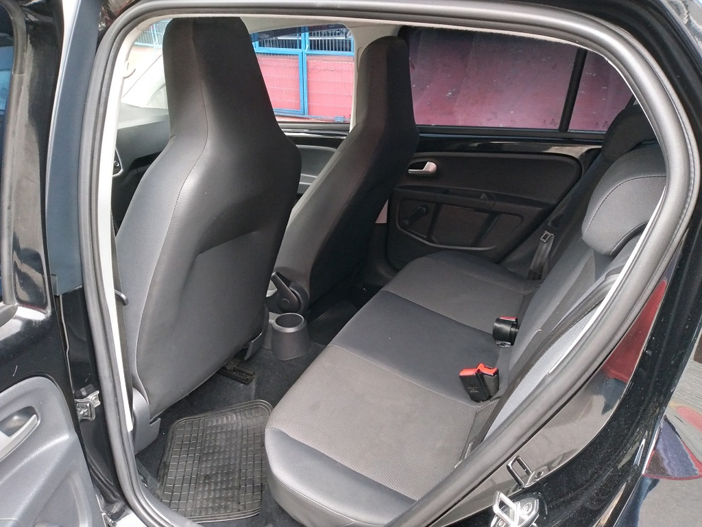 Volkswagen Up! Preto