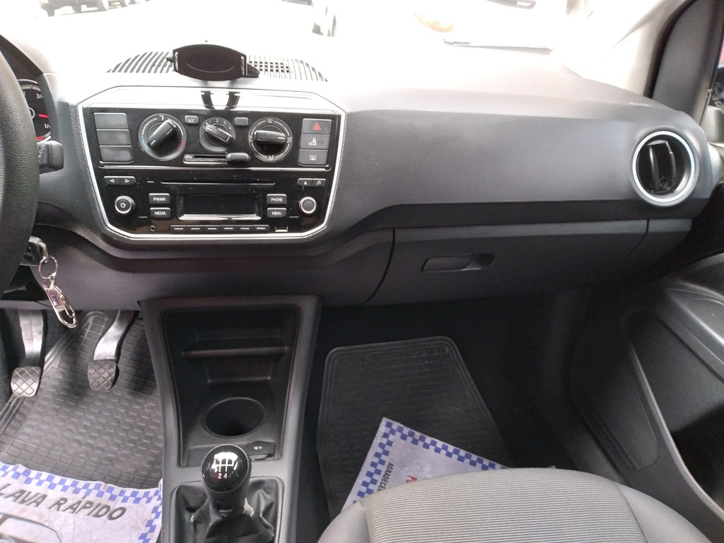 Volkswagen Up! Preto
