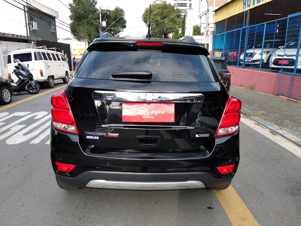 Chevrolet Tracker Preto