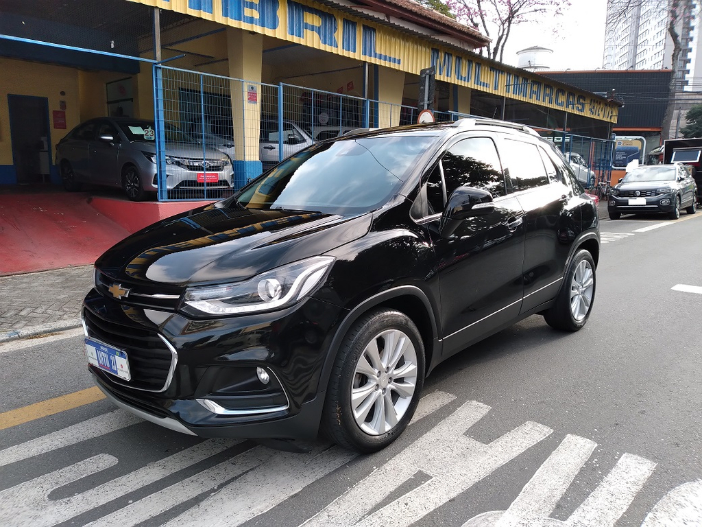 Chevrolet Tracker Preto