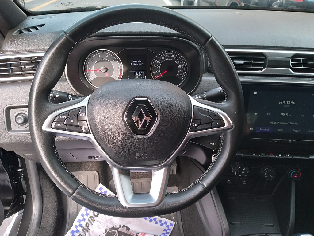 Renault Duster Preto
