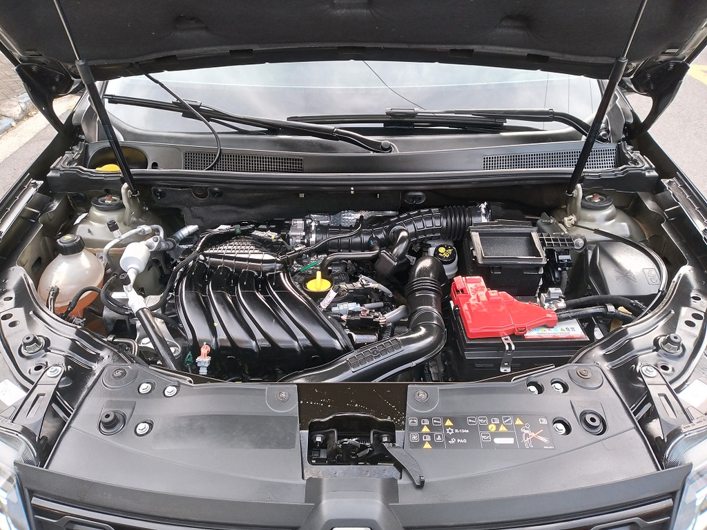 Renault Duster Preto