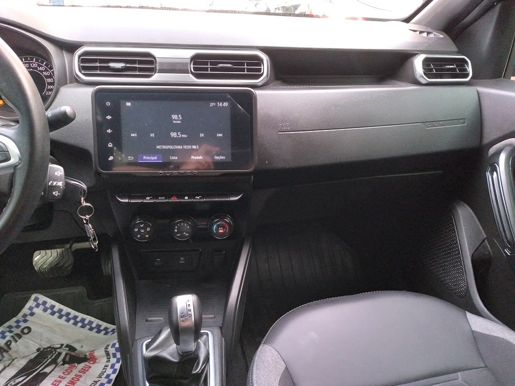 Renault Duster Preto