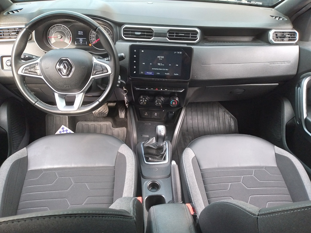 Renault Duster Preto