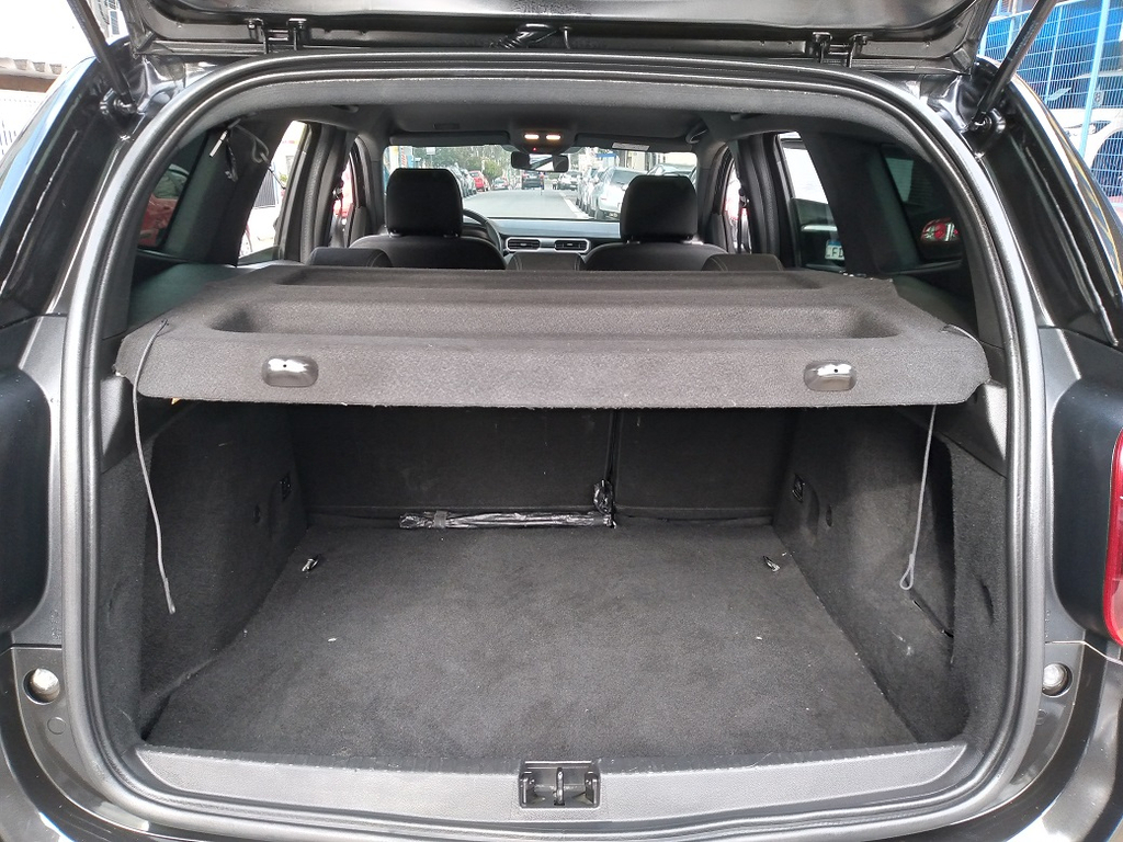 Renault Duster Preto