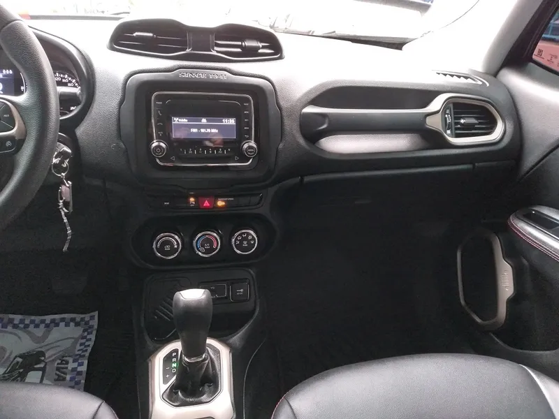 Jeep Renegade Preto