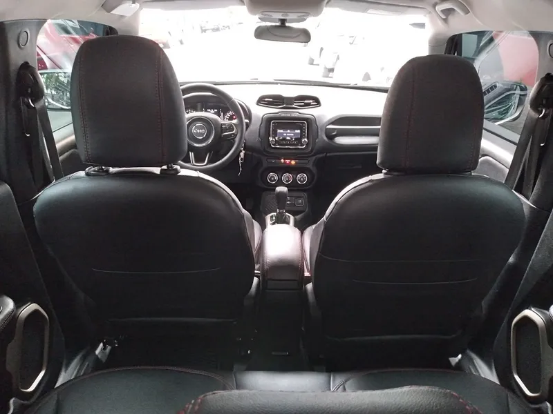 Jeep Renegade Preto