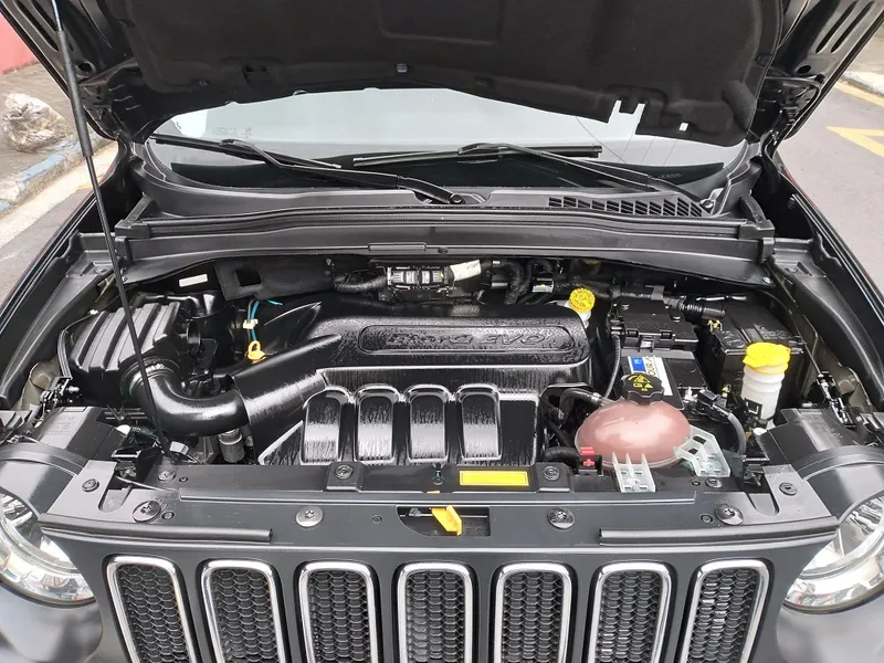 Jeep Renegade Preto