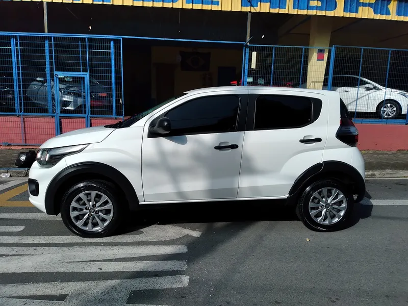 Fiat Mobi Branco