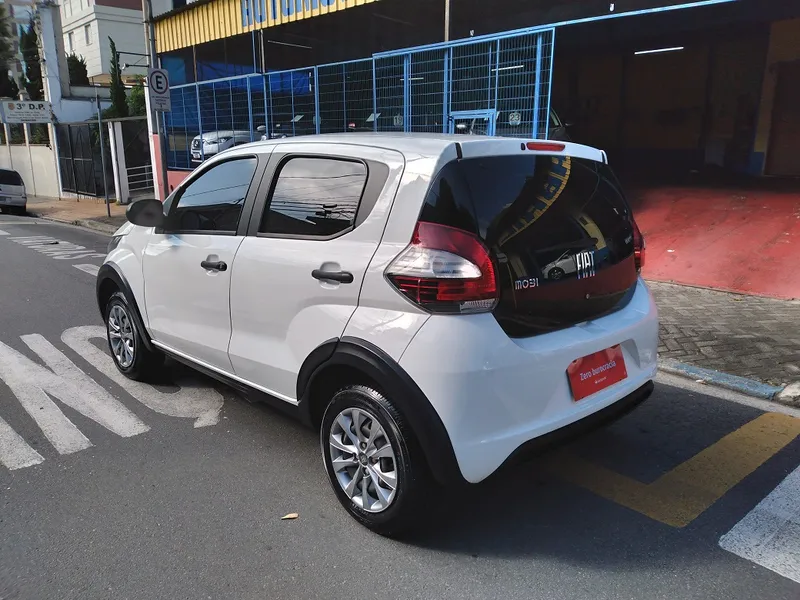 Fiat Mobi Branco