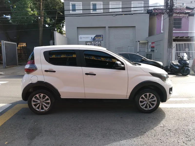 Fiat Mobi Branco