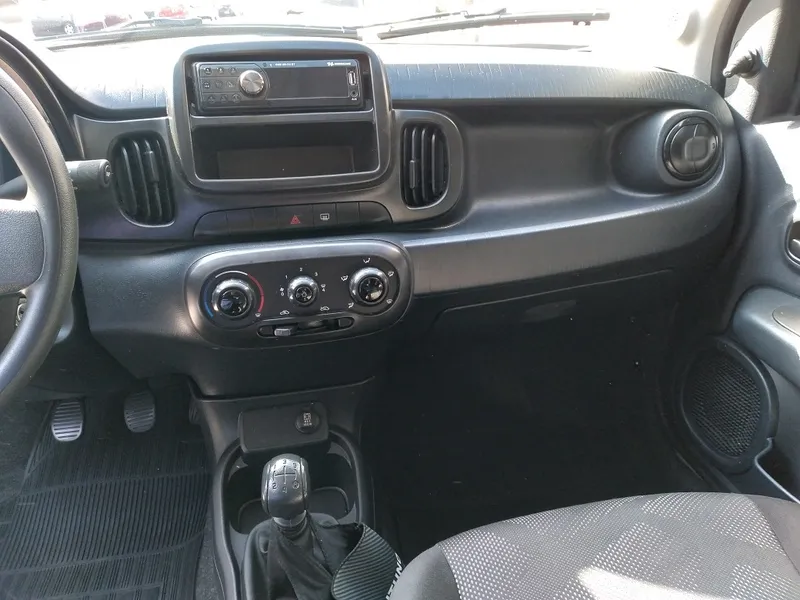 Fiat Mobi Branco