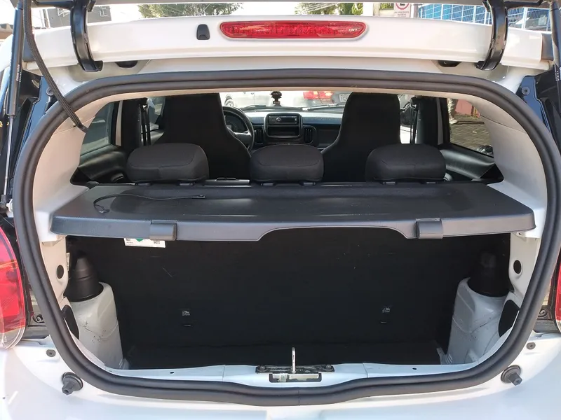 Fiat Mobi Branco