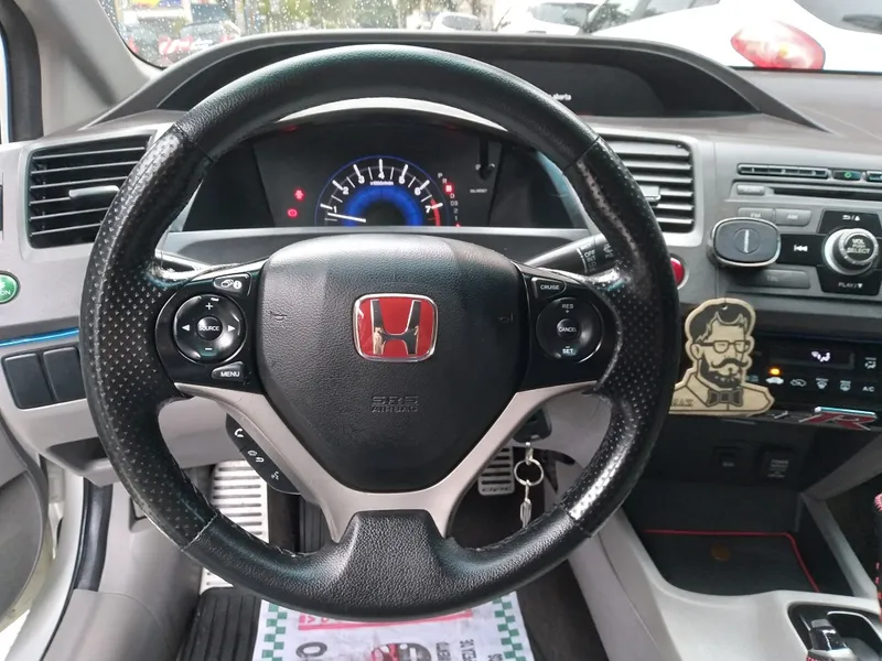 Honda Civic Branco