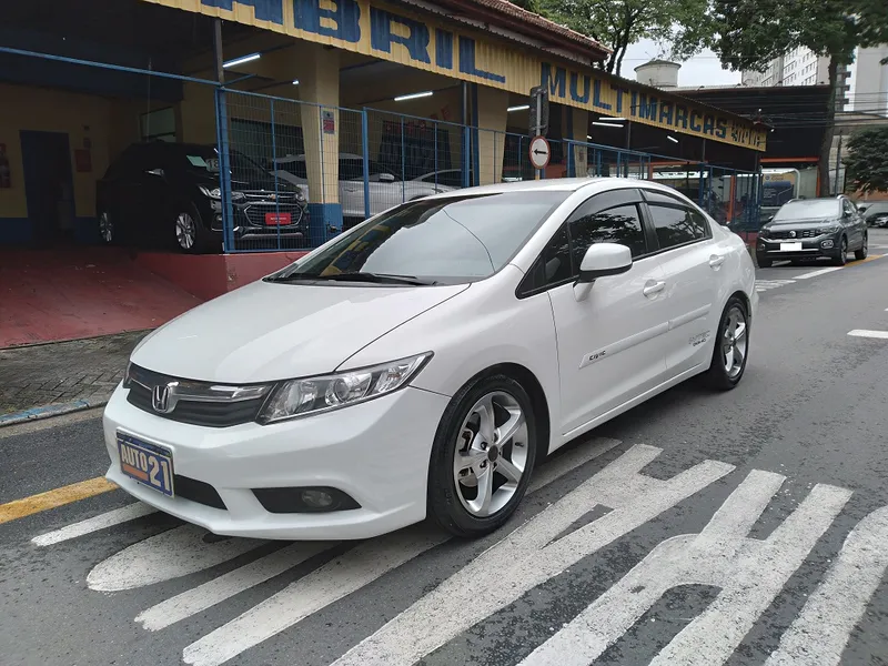 Honda Civic Branco