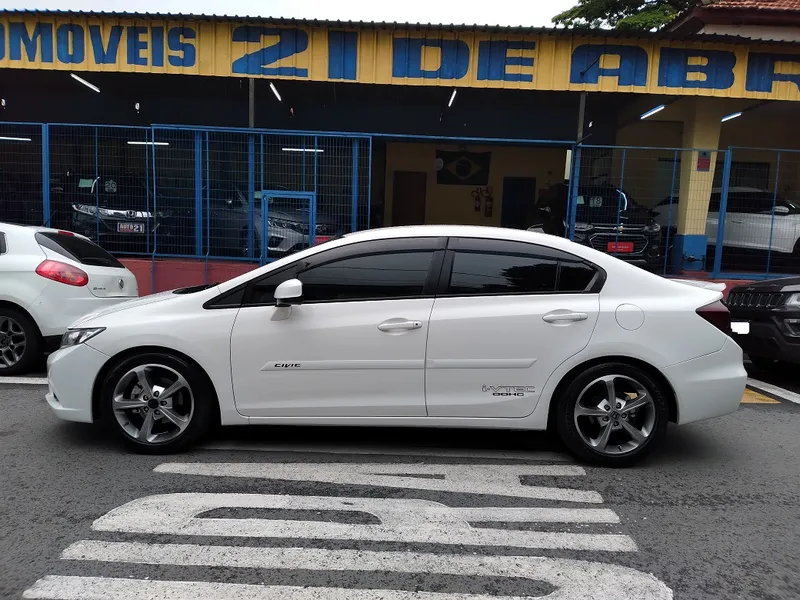 Honda Civic Branco