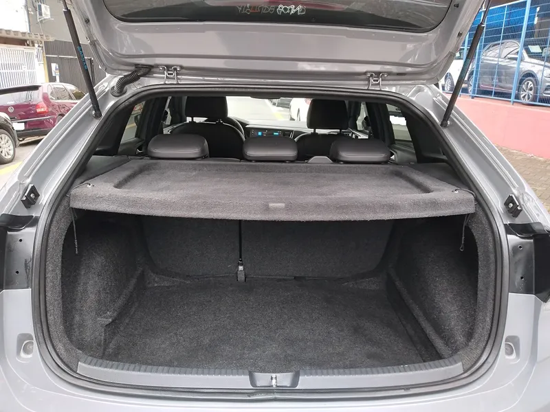 Volkswagen Nivus Cinza