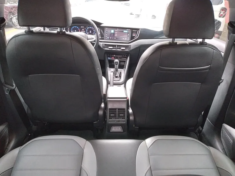 Volkswagen Nivus Cinza