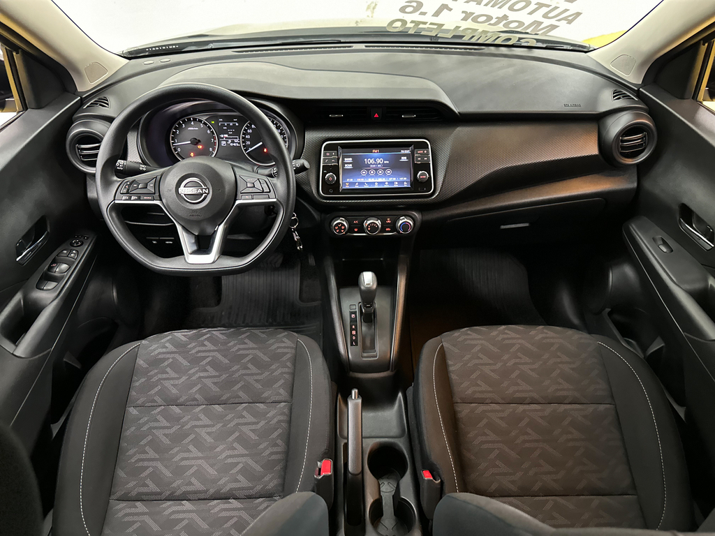 Nissan Kicks Preto
