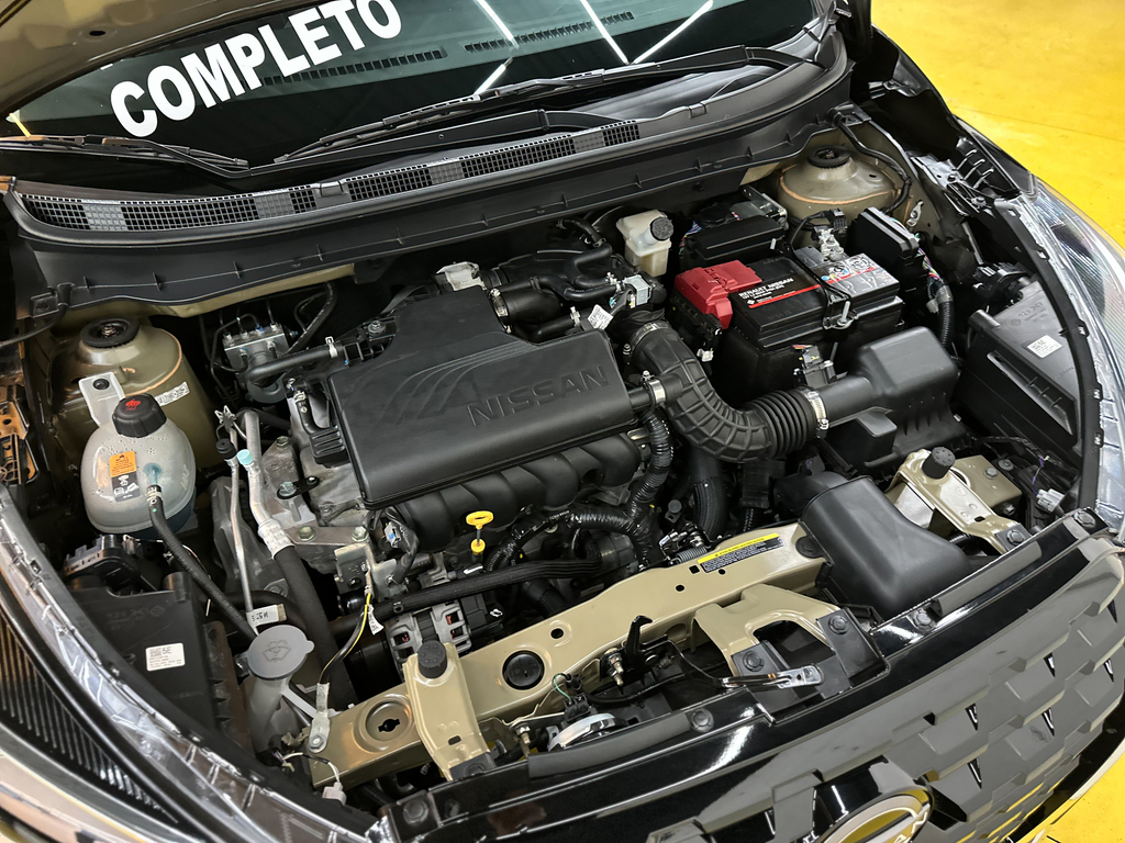 Nissan Kicks Preto