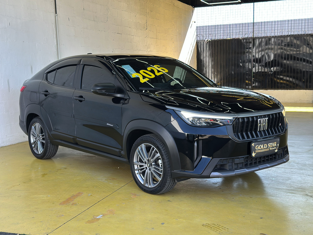 Fiat FASTBACK Preto