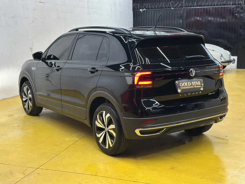 Volkswagen T-Cross Preto