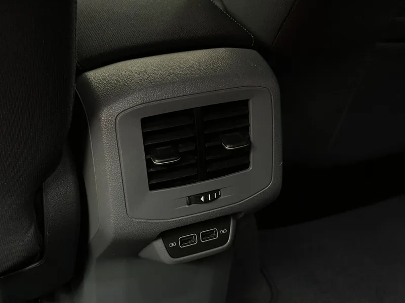 Volkswagen T-Cross Preto
