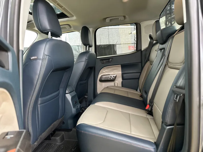 Ford Maverick Cinza