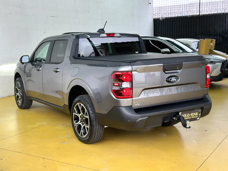 Ford Maverick Cinza