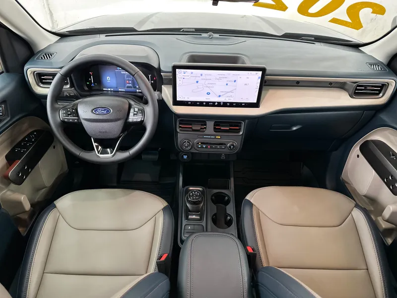 Ford Maverick Cinza